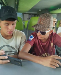 Youth, Digital technologies, AI, Digital wellbeing